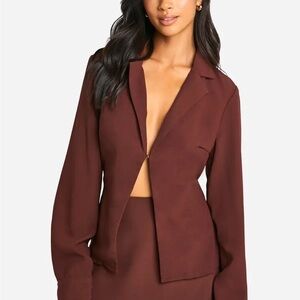 Petite Single Fastening Rust Crepe Fitted Blouse